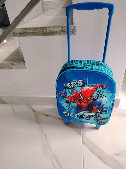 Vând ghiozdan pentru grădiniță