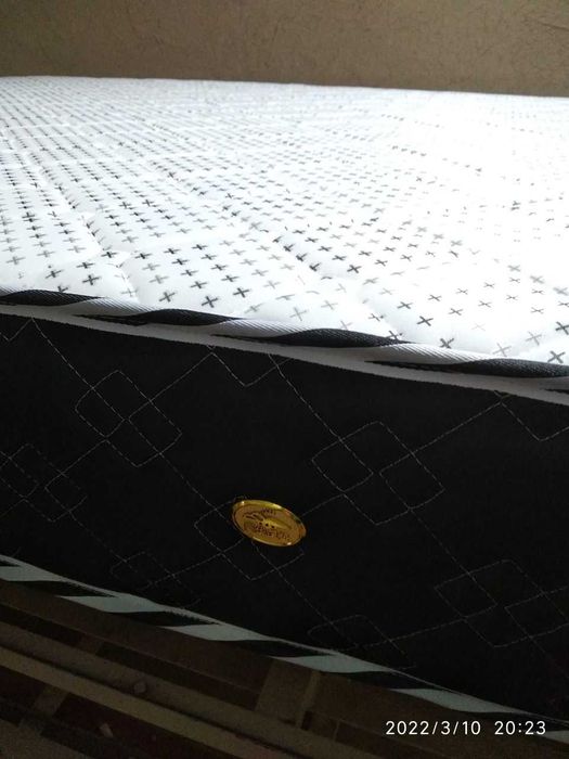 Matras har xil turdagi keng assortiment