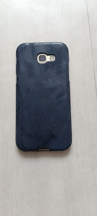 Oppo Reno. Samsung Galaxy A7