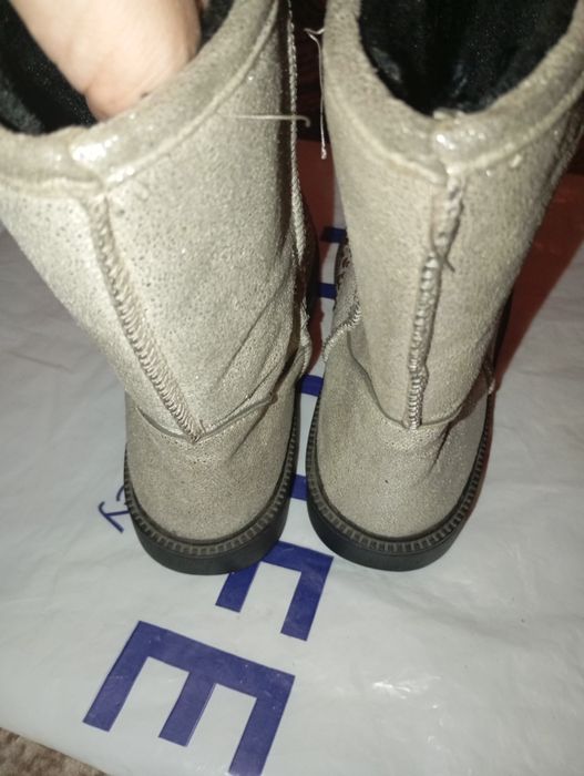 Продам новые угги