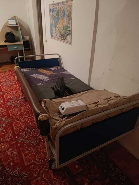Медицинский кровать