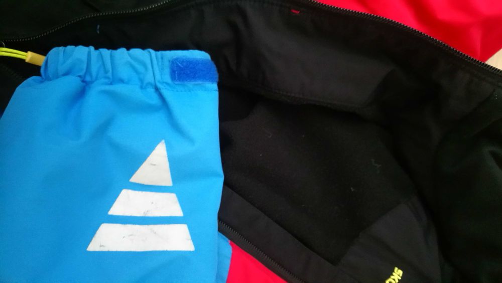 2 зимни якета размер 122см и подарък