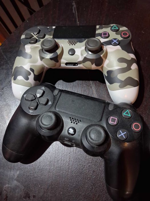 Playstation 4 в отлично  състояние