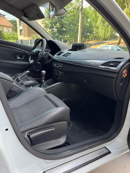 Vând Renault Megane GT Line Proprietar ,Variante,Bonus :4 roti iarna c