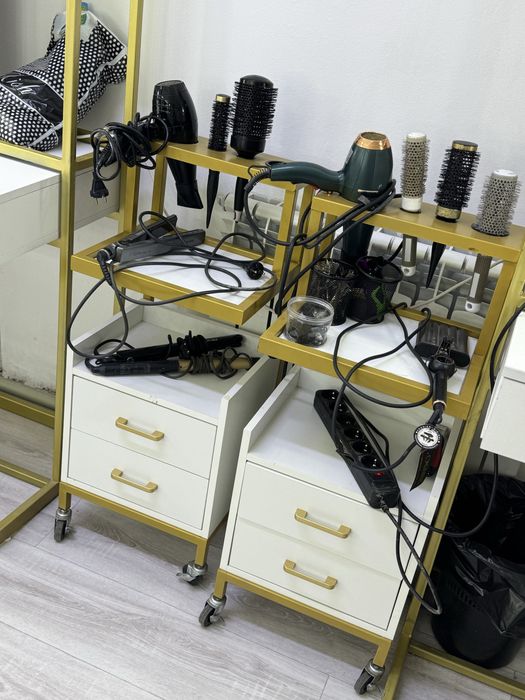 Салонның заттары сатылады бірге