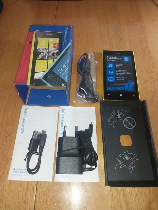 Nokia Lumia 520 новый