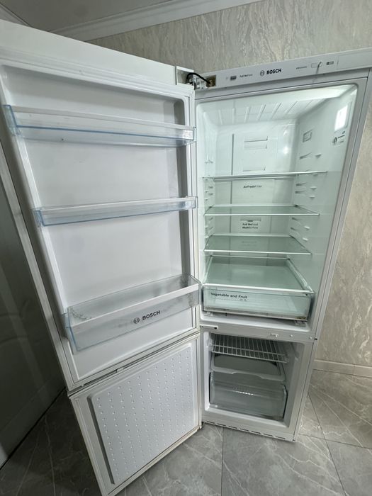 Продам Холодильник BOSCH