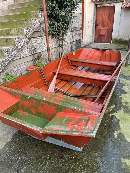 Алуминиева лодка