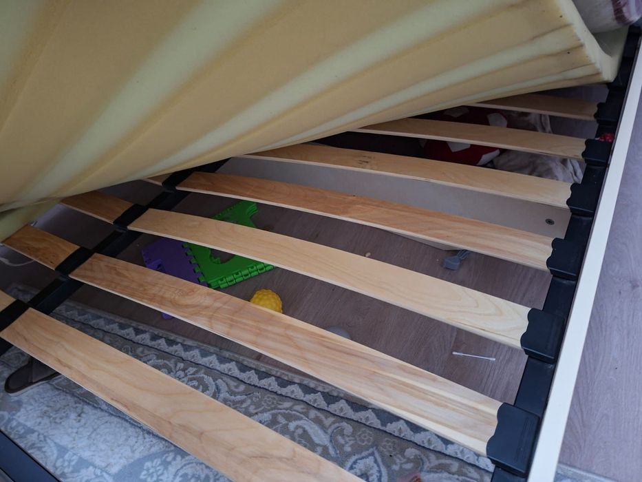 Продам двухспальной кровать