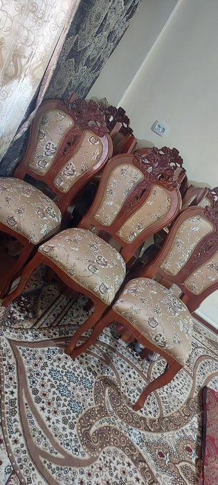 Stol sotiladi 12 dona