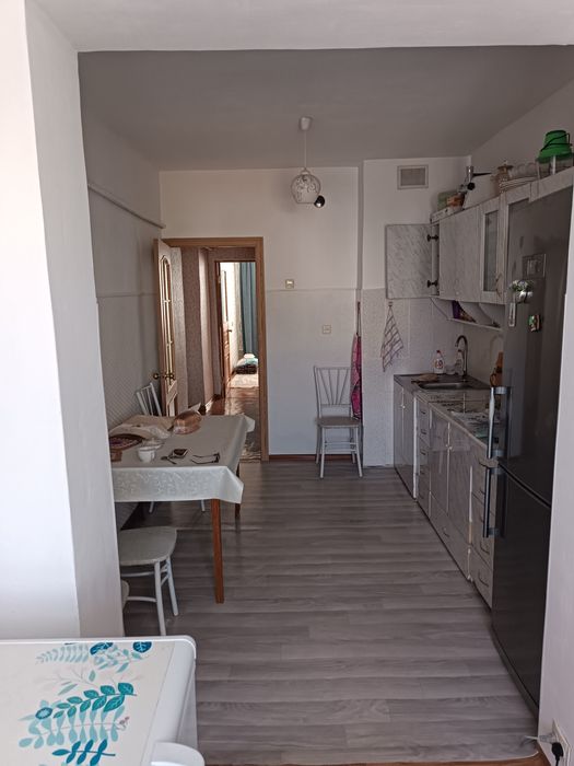 Продаётся 3 комнатная квартира