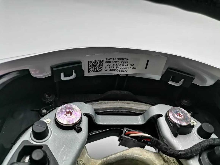 Нов M Sport волан G05 BMW G30 G31 G05 G06 G15 G01 X5 X6 Пера Вибрация