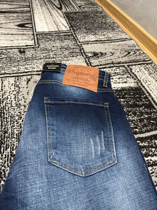 Blugi dsquared2 .Toate Marimile