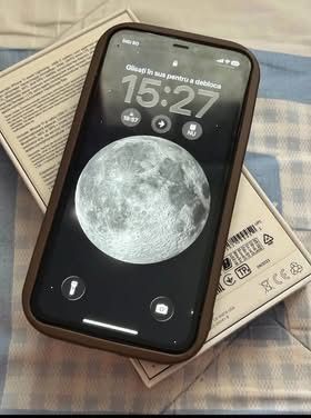 Vand iPhone 11, Alb , 128 Gb , la cutie !