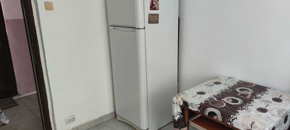 Camera de camin. 12 mp, baie comuna, Lamaitei 76, mobilata utilata