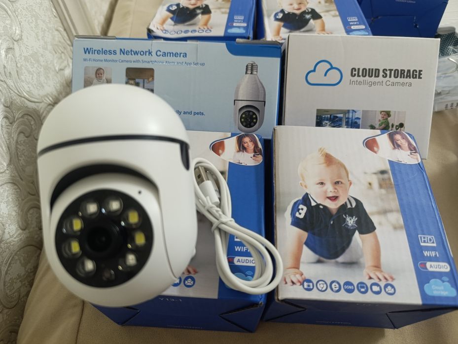 1+1 WiFi camera 360градус, поворотная камера