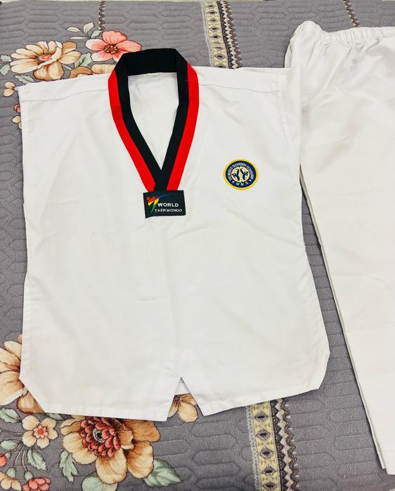 Таэквондо костюм