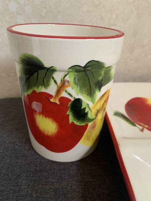 Порцеланов комплект и Огромна чаша