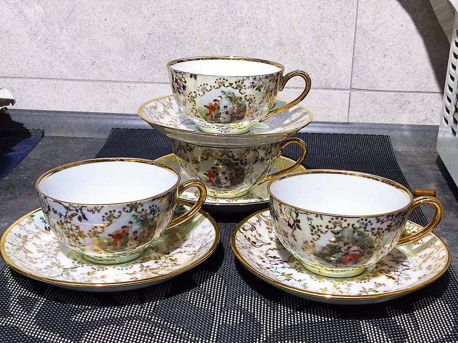 Чайные чашки Мадонна.ГДР