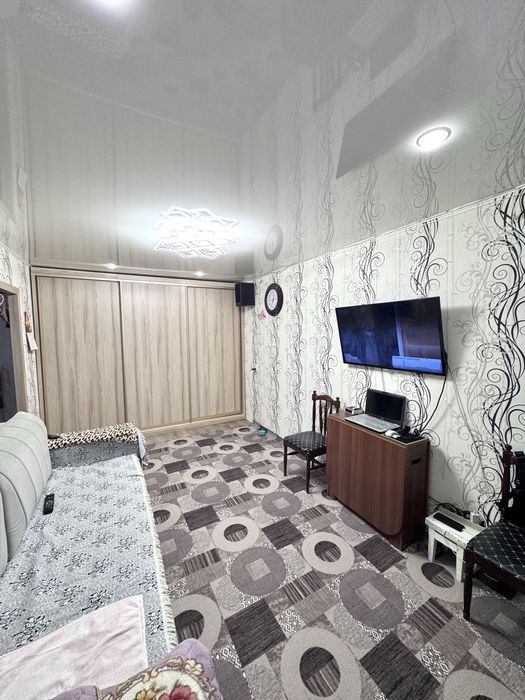 2 комнмтная, 50 лет октября 92