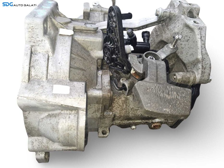 Cutie Viteze Manuala 5 Trepte Cod KQM Volkswagen Golf 6 2.0 TDI 2008 - 2014 Cod 0A4300045S [B3028]