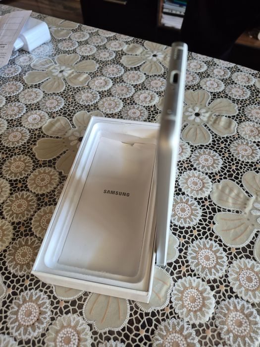 Samsung s21 fe отличен