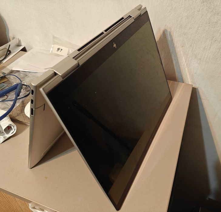 Ноутбук HP ENVY x360