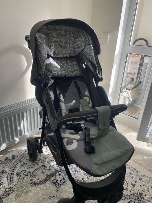 Коляска в отличном состояний