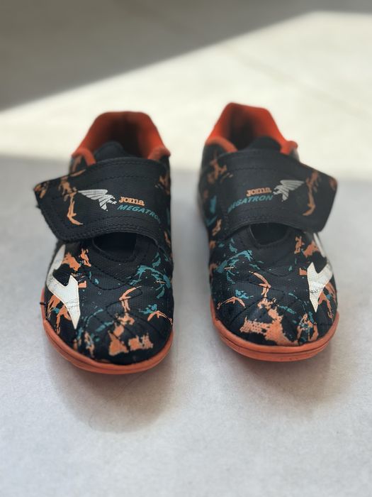 Продам сороконожки Joma