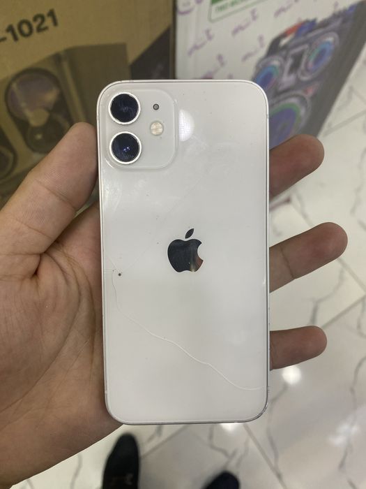 Iphone 12 mini sotiladi