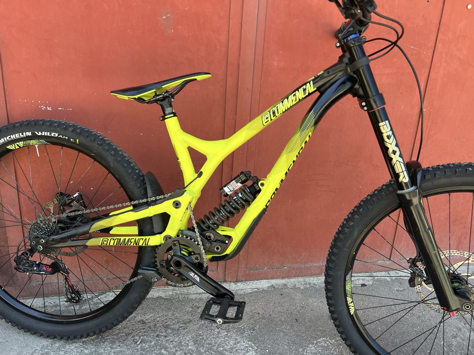 Commencal Supreme V4 27.5 Downhill/enduro