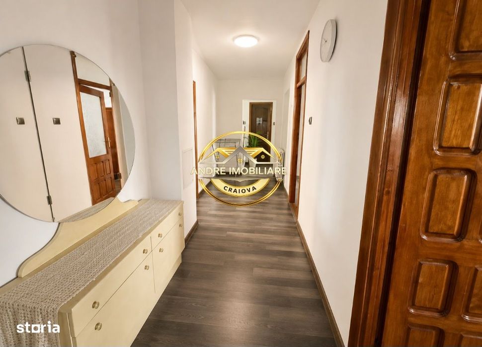 Apartament 4 camere decomandate,1 Mai,98 mp,parter ,centrală proprie