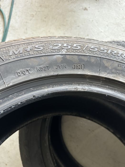 2 anvelope goodyear 255 55 18 ms top profil aprox 6 mm