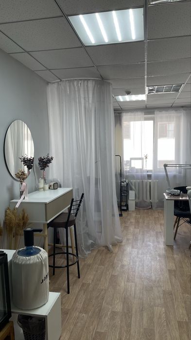 Ареда рабочего места для бровиста