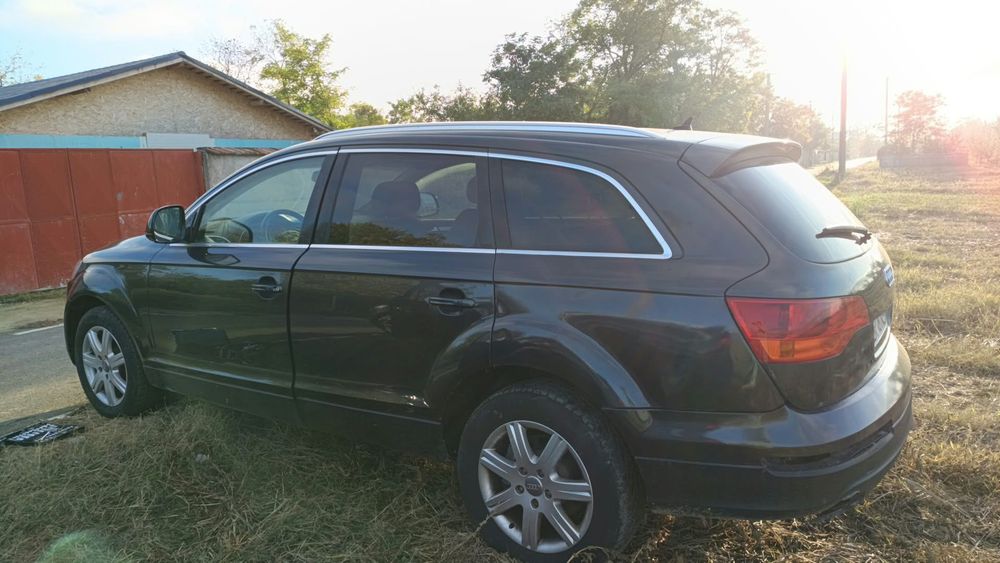 Vând audi q7 fara acte