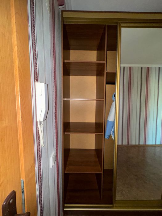 Продам шкаф купе