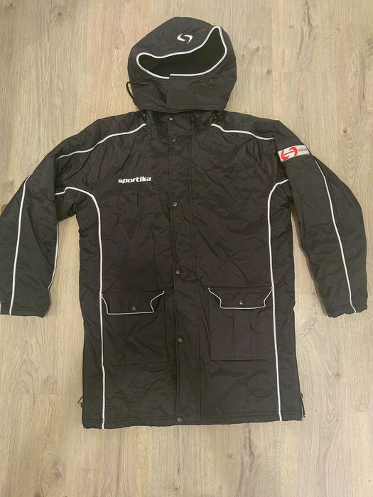 Sportika, ново мъжко яке, размер L, цена 26 евро