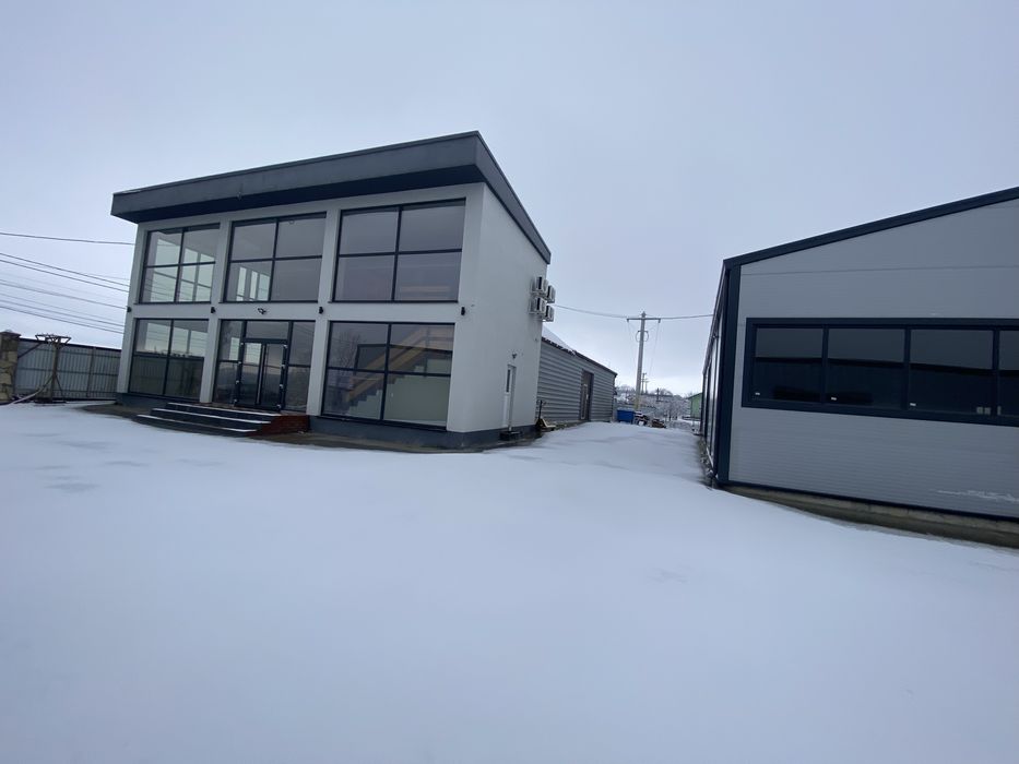 Inchiriez hele birouri