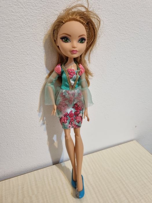 Papusi Monster si Monster High