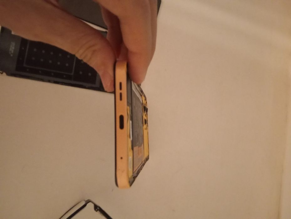 Продам redmi note 12 4g на запчасти