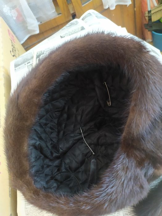 Продам норковые шапки