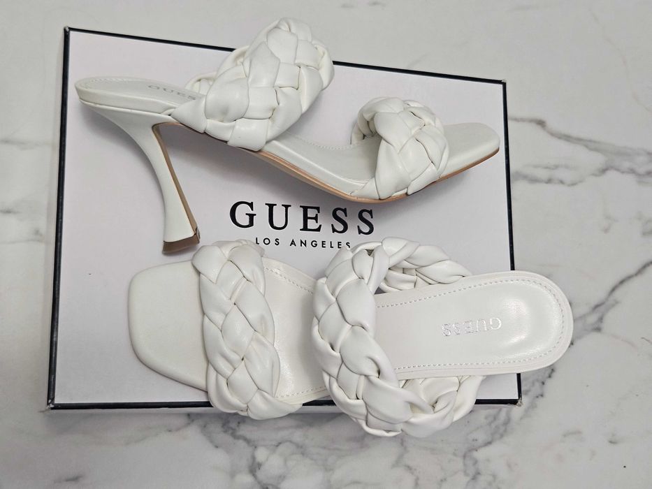 Guess високи чехли