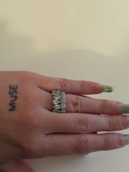 ‘bluza’ swarovski