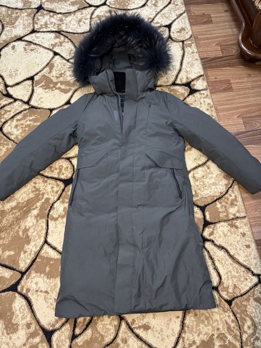 Женский зимний пуховик