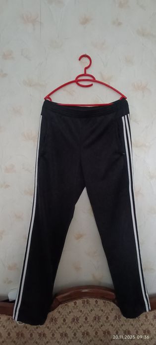 Анцунг Адидас размер Л