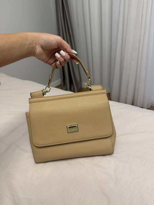 Сумка бежевая Dolce Gabbana