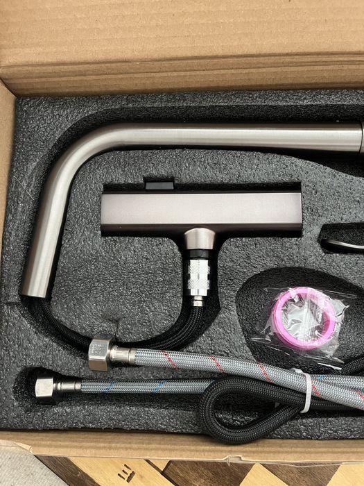 Современный смеситель для кухни/ванны