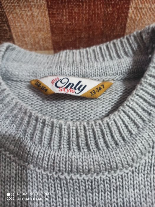 Кофты и брюки для девочки 12-14 лет