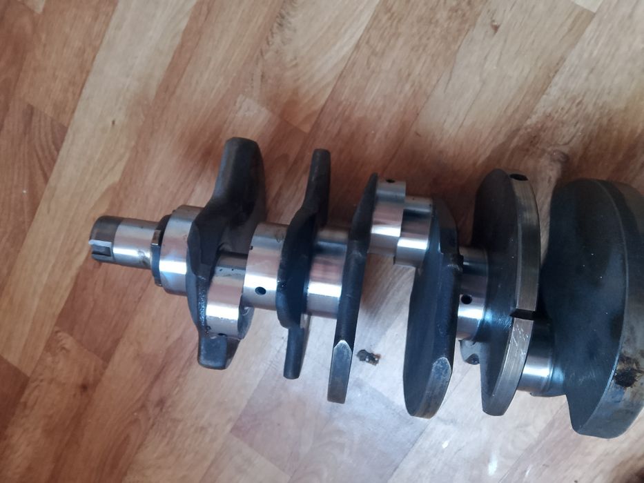 Продам запчасти на Ауди 100 с4