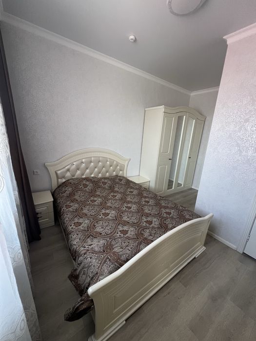 Спальная гарнитура б/у